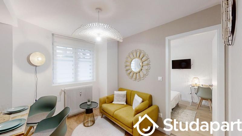 Chambre - 10 m² - 1 pièce