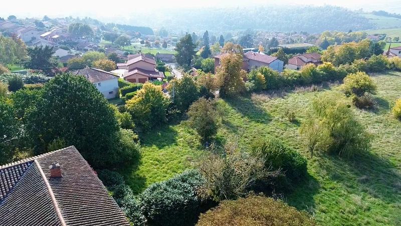 Terrain constructible - 604 m²