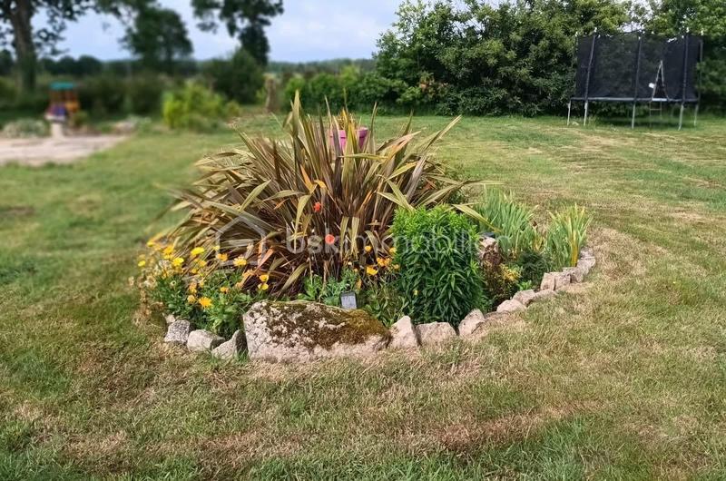 Propriété - 322 m² - 11 pièces