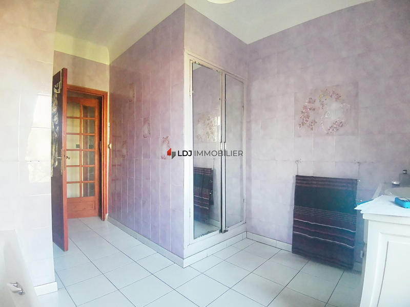 Maison - 151 m² - 6 pièces