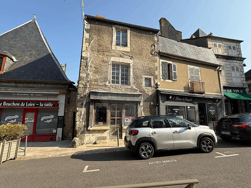 Immeuble - 56 m² - 3 pièces