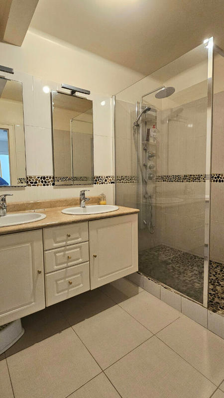 Maison - 147 m² - 7 pièces