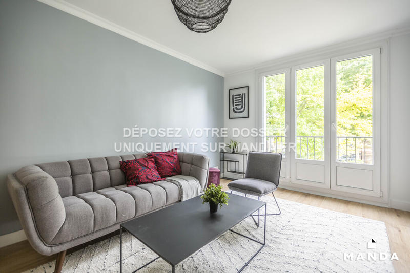 Chambre - 11 m² - 4 pièces