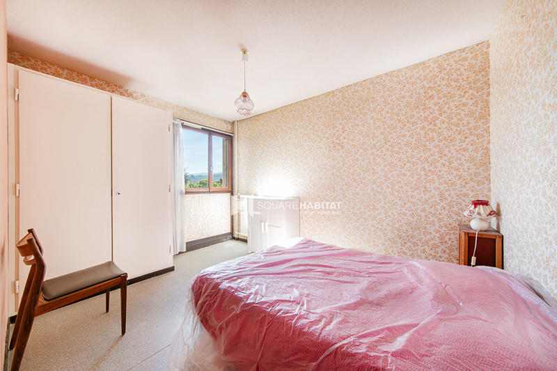 Appartement - 102 m² - 6 pièces