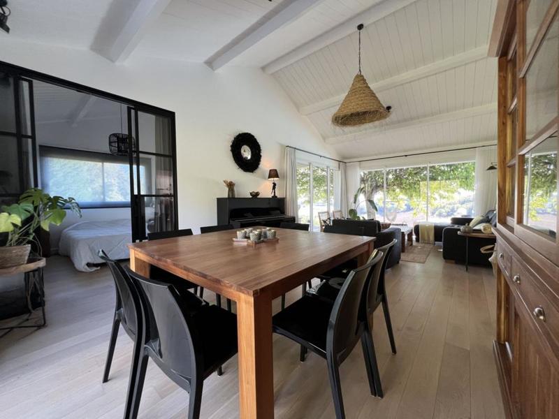 Propriété - 157 m² - 6 pièces