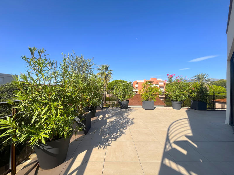 Appartement - 133 m² - 4 pièces