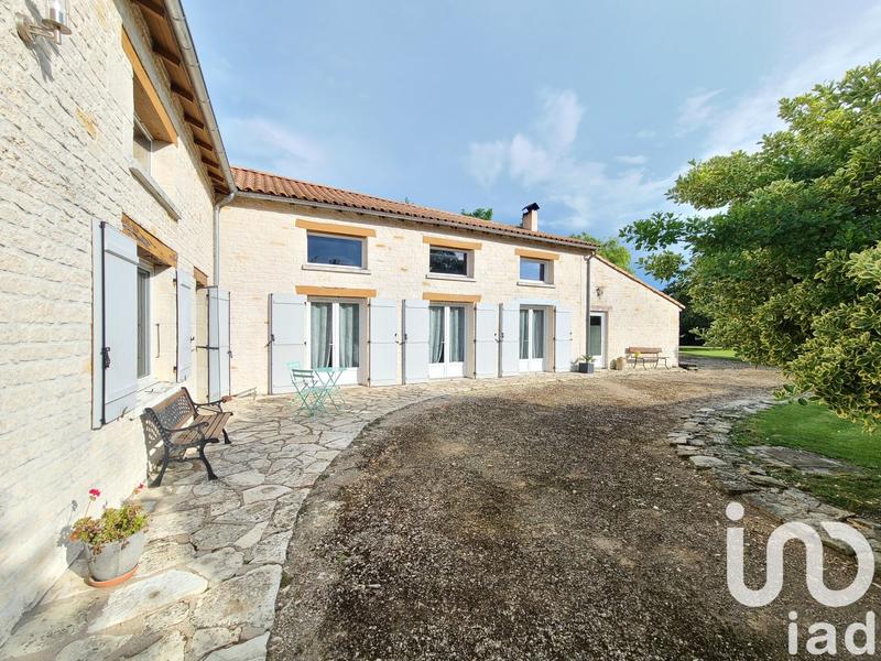 Maison - 264 m² - 6 pièces