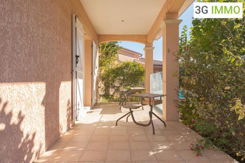 Maison contemporaine - 160 m² - 6 pièces