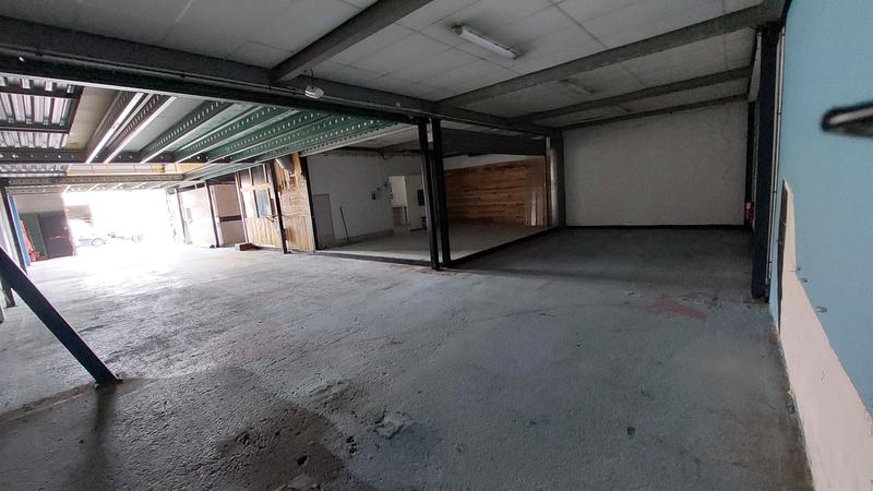 Local commercial - 538 m²