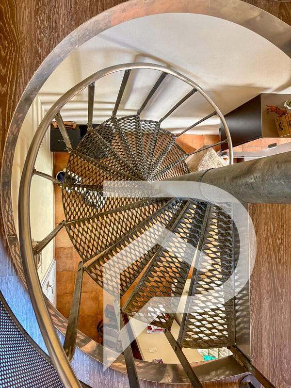 Maison - 147 m² - 6 pièces