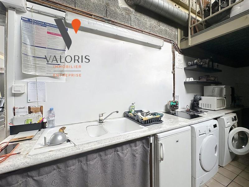 Local commercial - 90 m² - 3 pièces