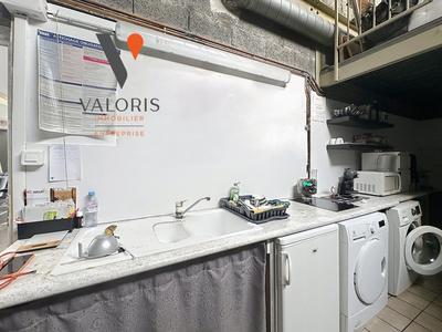 Local commercial - 90 m² - 3 pièces