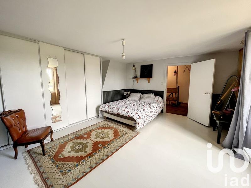 Maison - 263 m² - 7 pièces