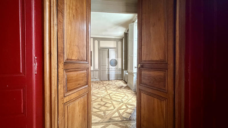 Appartement - 153 m² - 5 pièces