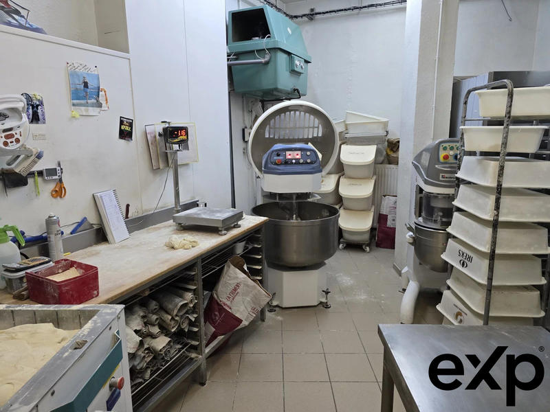 Fonds de commerce - 140 m²