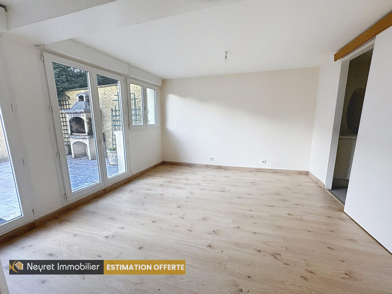 Appartement - 125 m² - 5 pièces