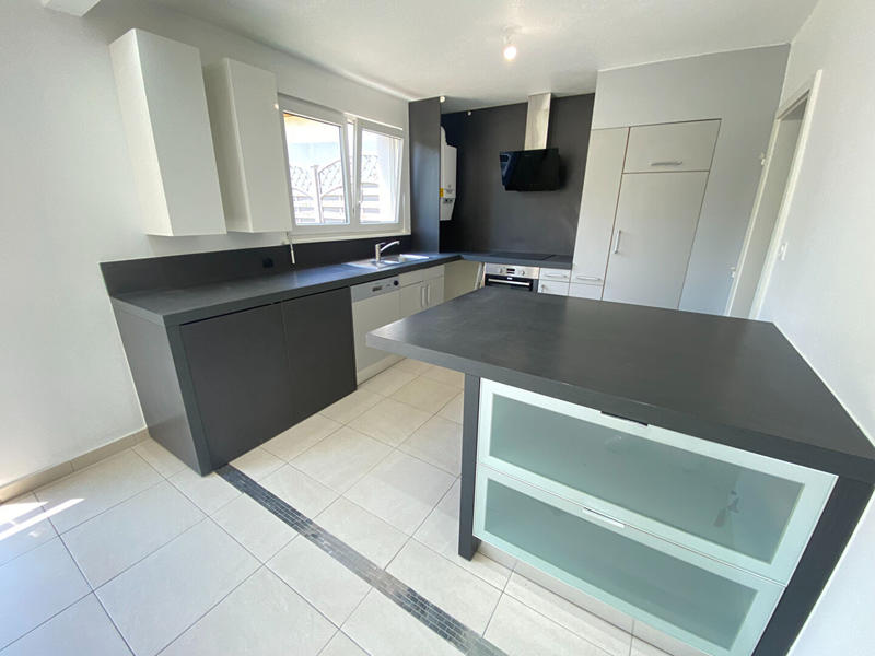 Appartement - 83 m² - 3 pièces