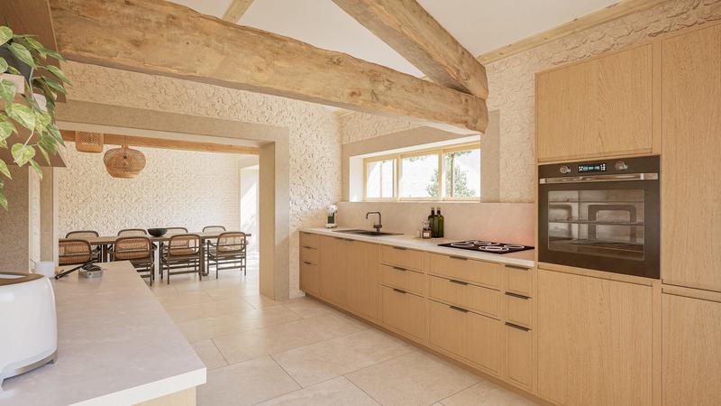 Maison - 202 m² - 8 pièces