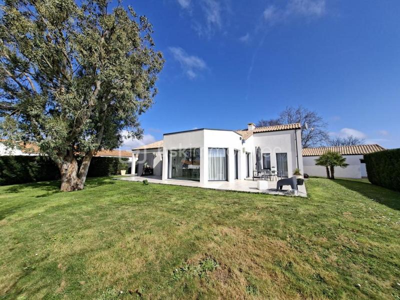 Maison - 153 m² - 5 pièces