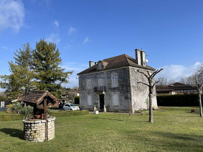 Maison - 170 m² - 7 pièces