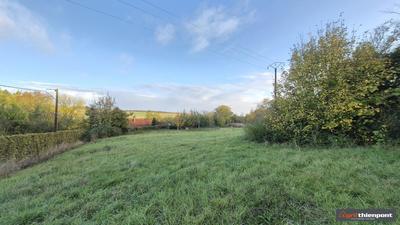 Terrain constructible - 1 600 m²