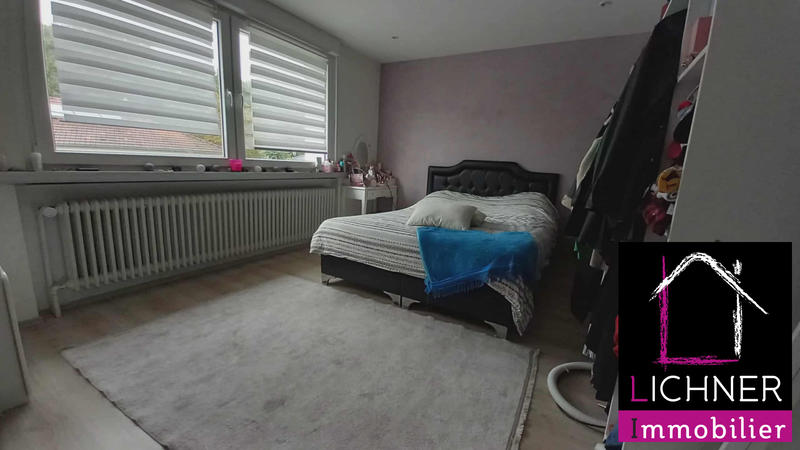 Maison - 96 m² - 5 pièces