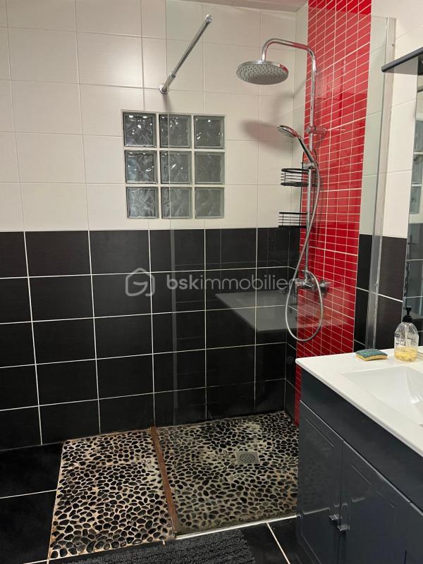 Maison - 88 m² - 4 pièces