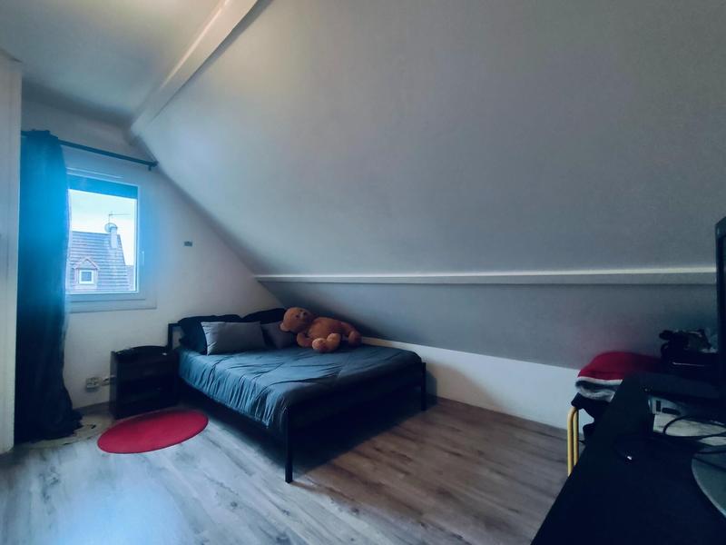 Maison - 107 m² - 7 pièces