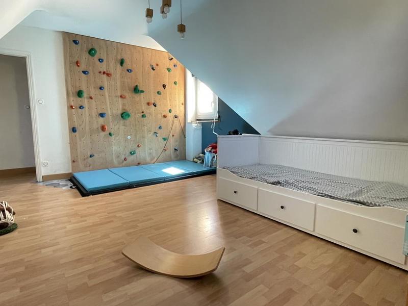 Maison - 190 m² - 8 pièces