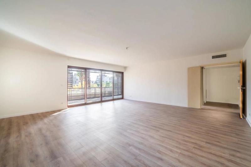 Appartement - 126 m² - 4 pièces