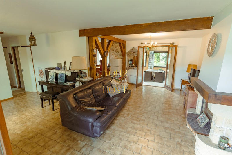 Maison - 183 m² - 7 pièces