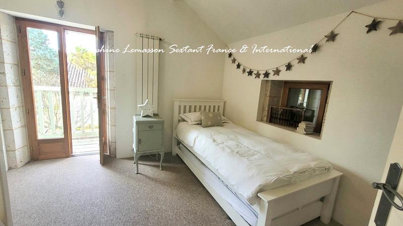 Maison de campagne - 300 m² - 11 pièces