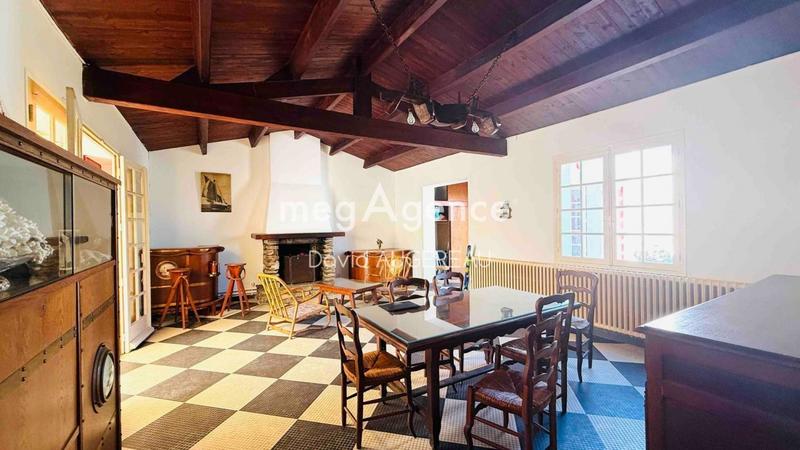 Maison - 103 m² - 4 pièces