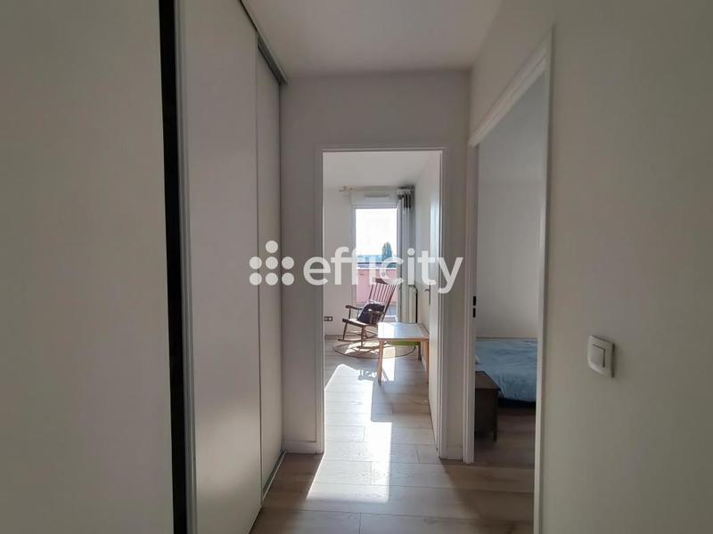 Appartement - 75 m² - 3 pièces