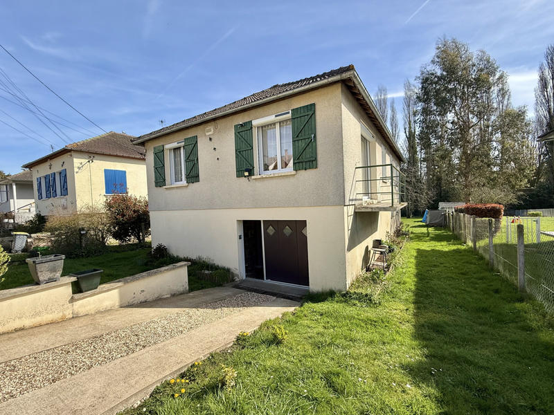 Maison - 89 m² - 5 pièces