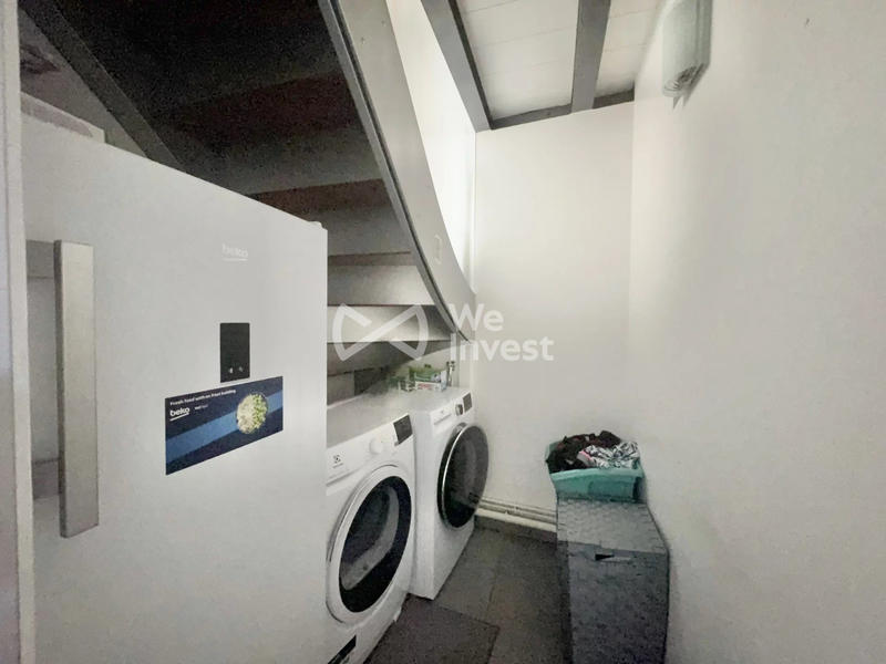 Appartement - 131 m² - 6 pièces