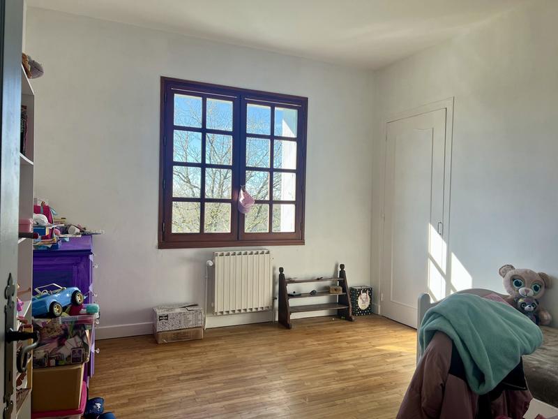 Maison traditionnelle - 122 m² - 5 pièces