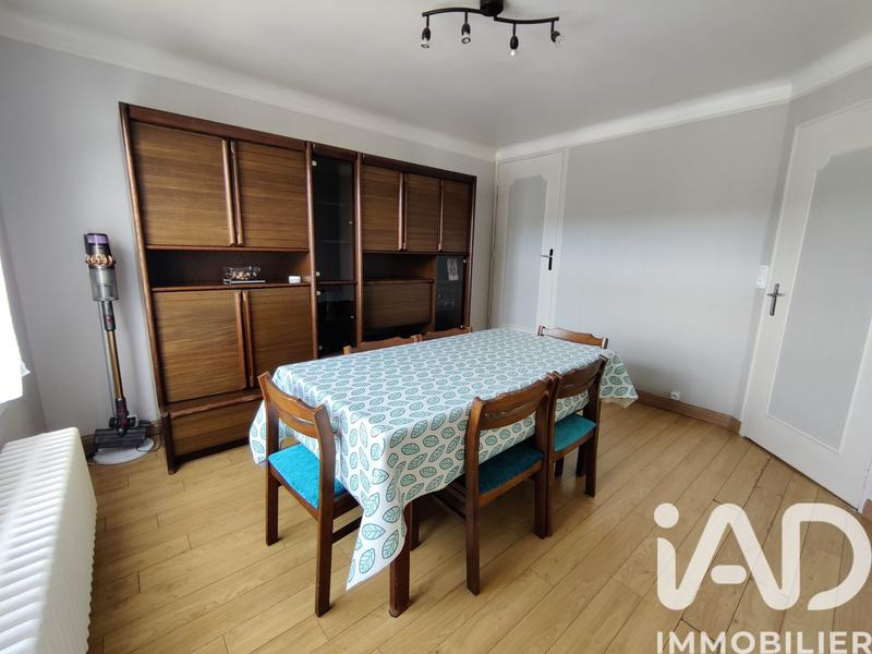 Maison - 122 m² - 7 pièces