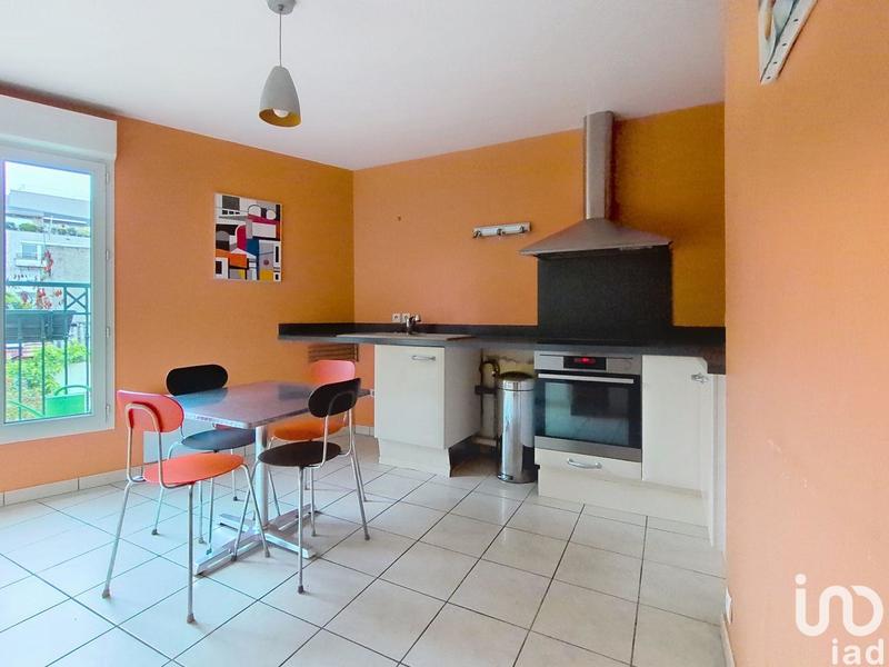 Appartement - 100 m² - 3 pièces