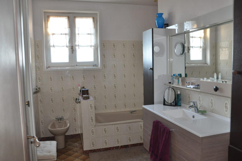 Maison ancienne - 170 m² - 7 pièces