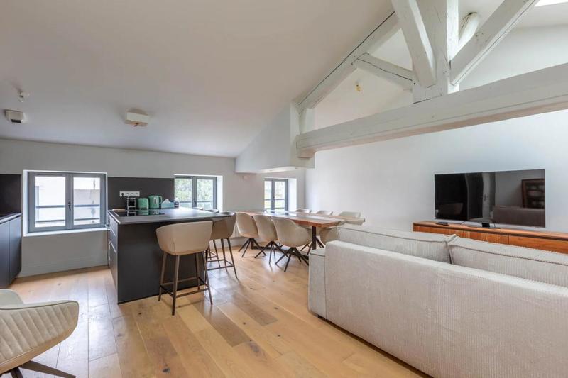 Appartement - 72 m² - 3 pièces