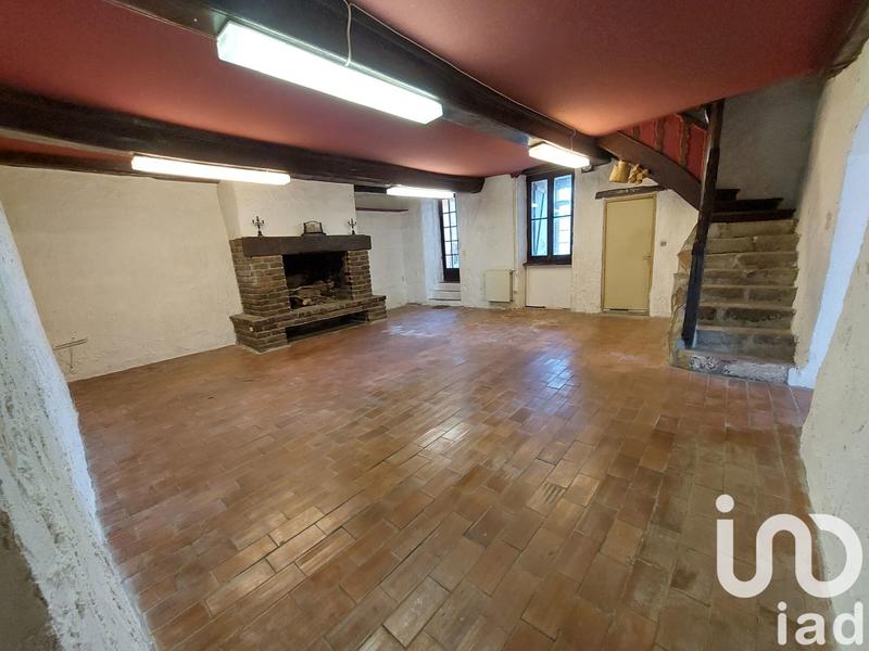 Maison - 242 m² - 7 pièces