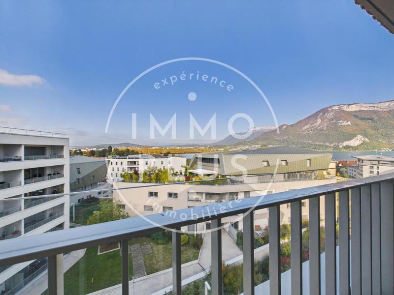 Appartement - 80 m² - 3 pièces