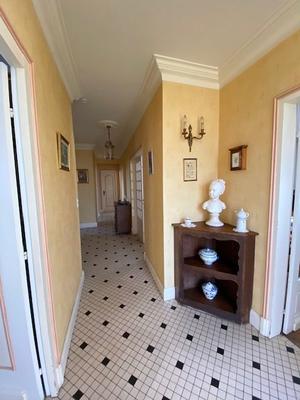 Maison - 140 m² - 8 pièces