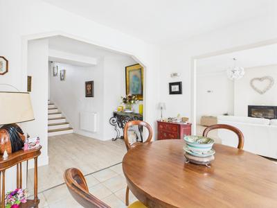 Appartement - 183 m² - 5 pièces