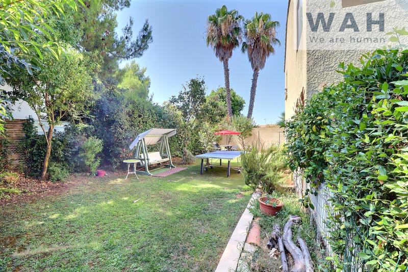 Maison - 195 m² - 8 pièces