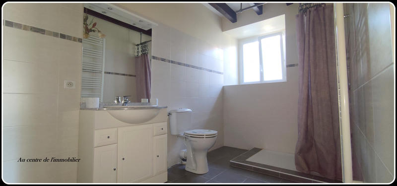 Maison - 228 m² - 4 pièces