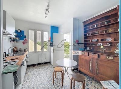 Maison - 96 m² - 5 pièces