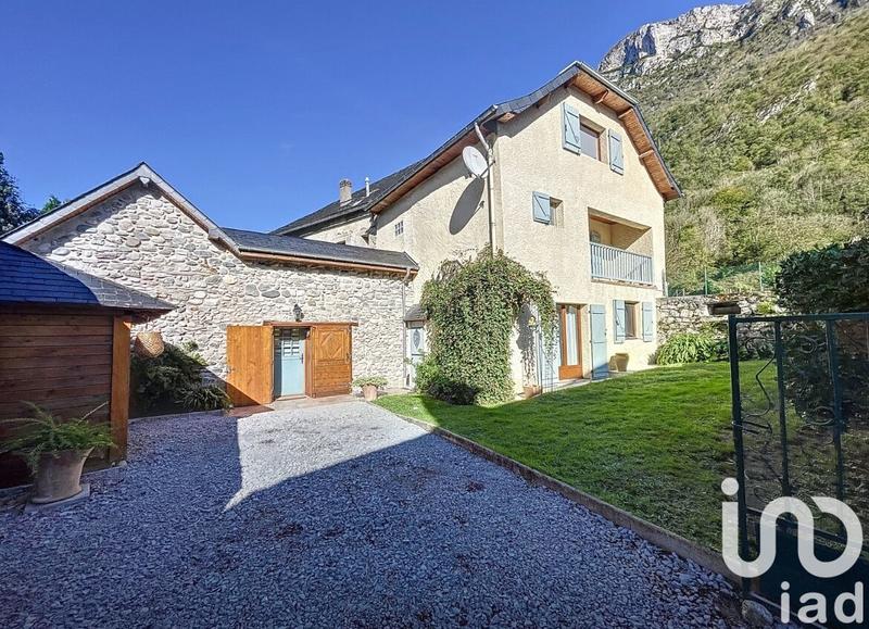Maison de village - 114 m² - 4 pièces