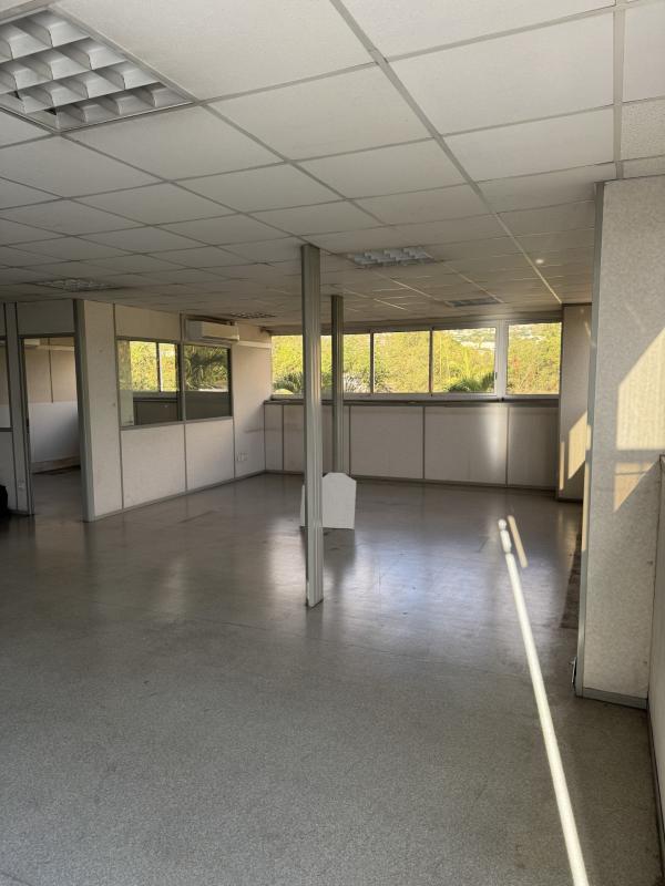 Bureau - 200 m²